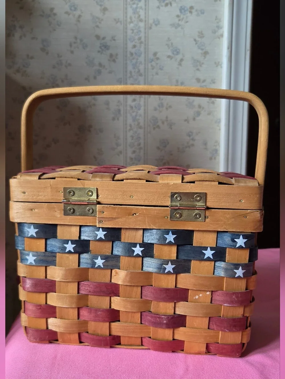 Vintage Americana Patriotic Accent Basket Divided Inside